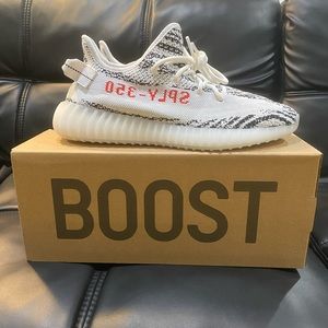 Yeezy 350 Boost “Zebras”